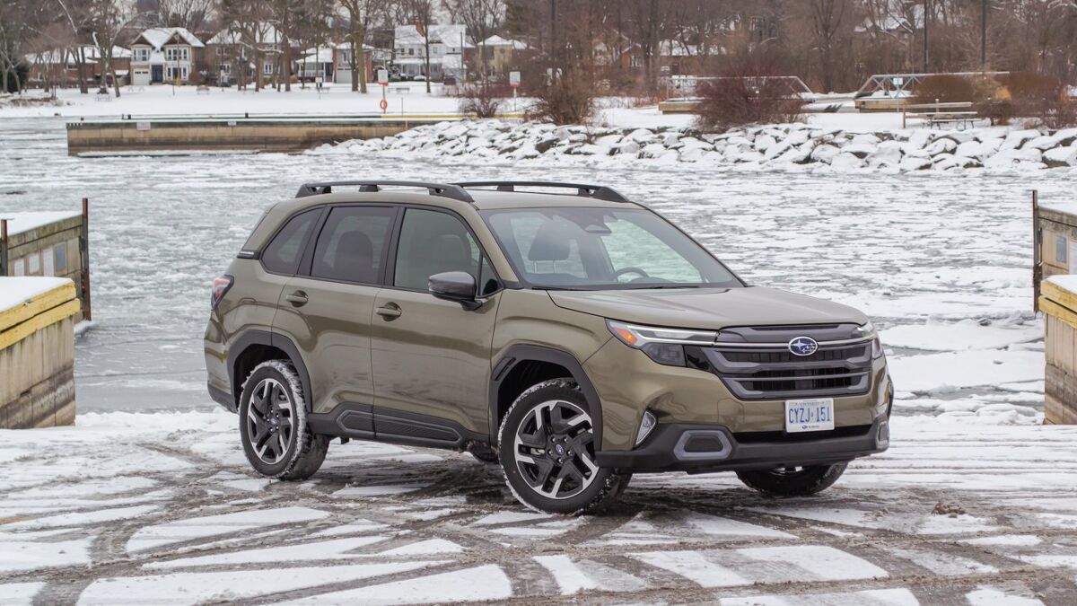 Subaru Forester vs Nissan Rogue Comparison: Normcore Crossovers