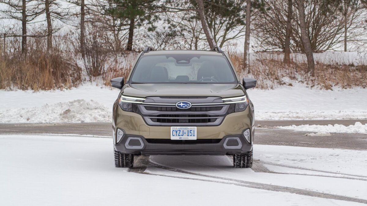 Subaru Forester vs Nissan Rogue Comparison: Normcore Crossovers